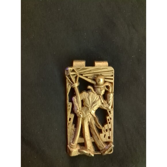 Vintage  Money Clip Drunk and the Light Pole - Picture 4 of 5